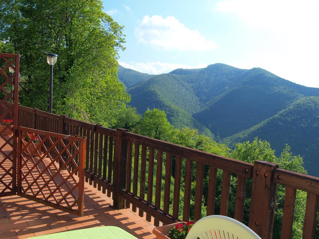 Agriturismo Becerca Vegan Serra San Quirico Luaran gambar
