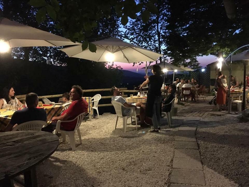 Agriturismo Becerca Vegan Serra San Quirico Luaran gambar